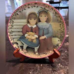 Vintage Bradford Exchange porcelain collector plate.